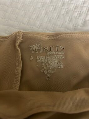ASSETS by Sara Blakely Nude/Tan High-Waist Shaping Band